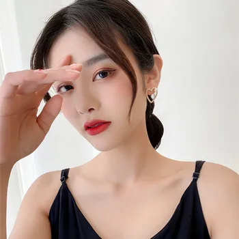 Korejski Šarm Biseri Sa Crystal Srce Ljubav Naušnice za za Žene Modni Asimetrične Minđuše Luksuzni Nakit za Vjenčanje Букле D ' orei