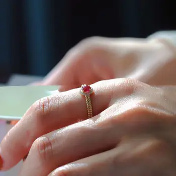 Prirodni prsten s rubin iz голубиной krvi, srebro S925 uzorka, pozlaćen optočena prirodni cirkon, francuski upscale temperament, univerzalne